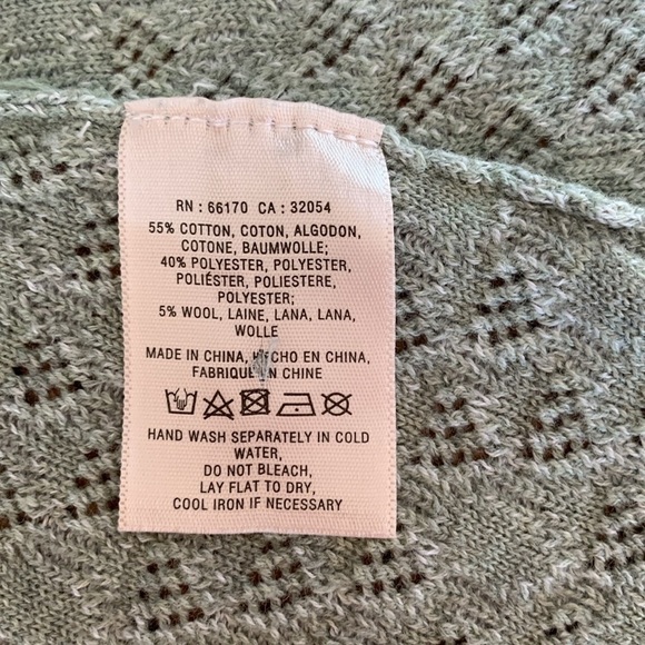 Anthropologie Rosie Neira Brunswick Gray 3 button Cardigan Size Medium - Picture 7 of 7